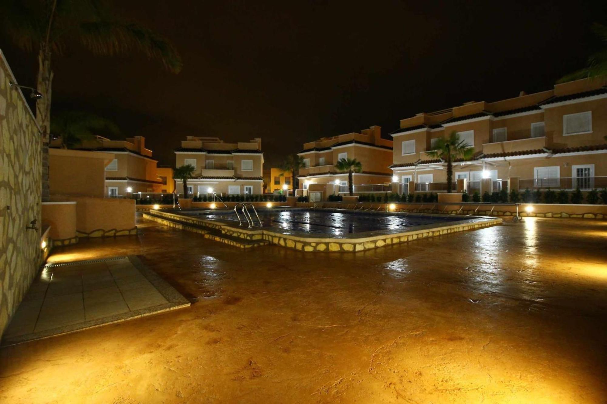Duplex Campoamor Heated Pool Bagian luar foto